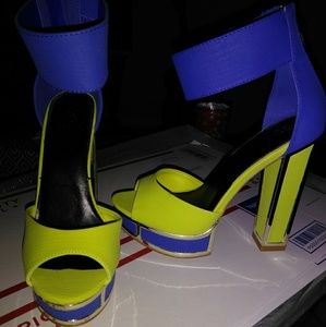 Neon yellow high heels with ankle strap, gold